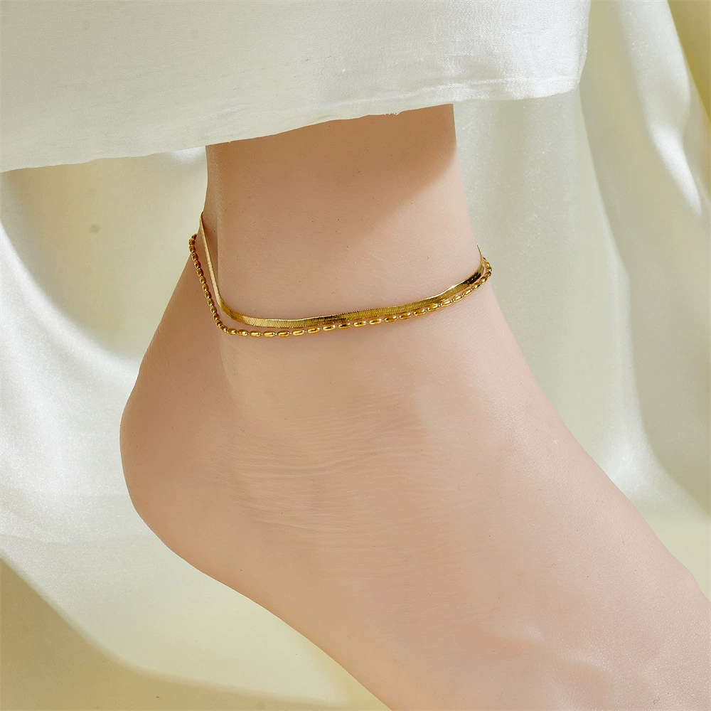 Ankle bracelet, chain, golden fashionable sexy accessory stainless steel, simple and elegant design, light luxury style, internet celebrity, 750 sample gold