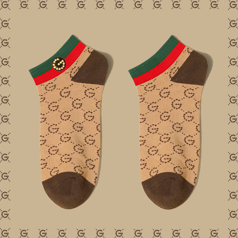 Calcetines anti olor delgados de verano, calcetines para hombres, estilo coreano de alta calidad, calcetines de barco para hombres de alta calidad.