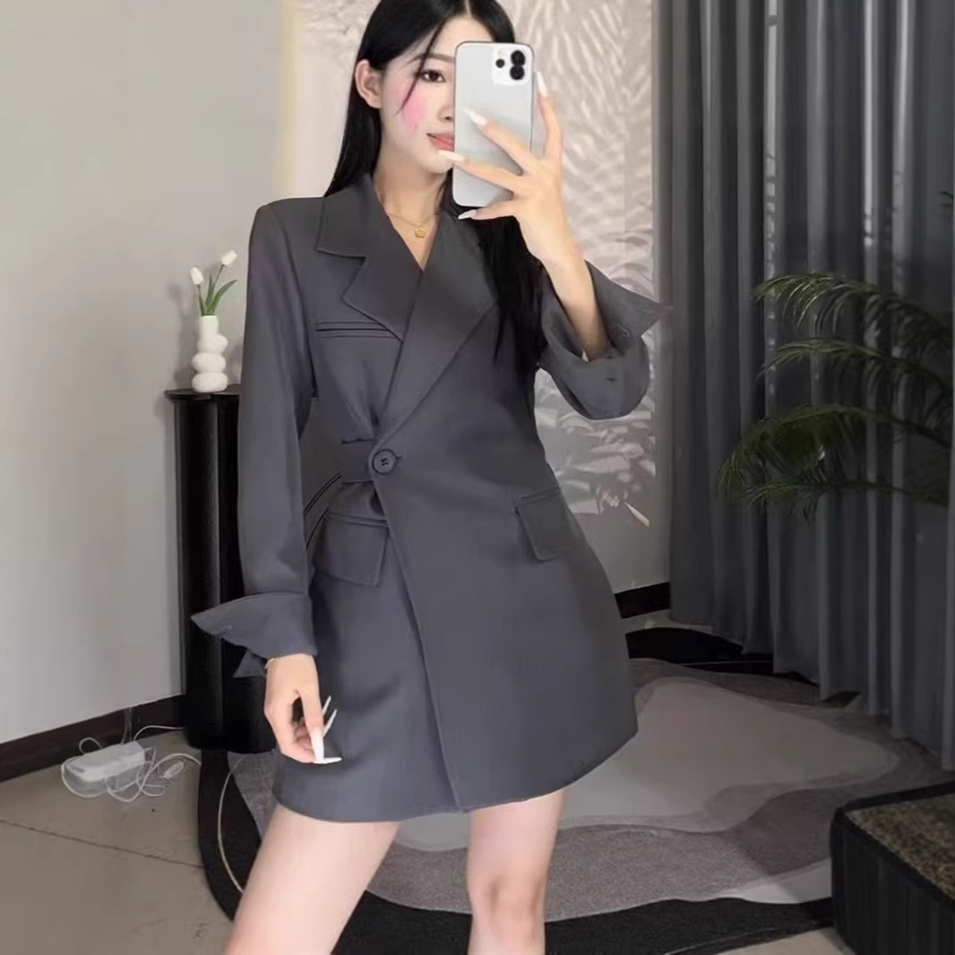 Women's Suit Jacket 2026 New Style with a Draping Feel, High-End, Stylish, Waist-Cinching, Age-Reducing, Mid-Length Design Suit