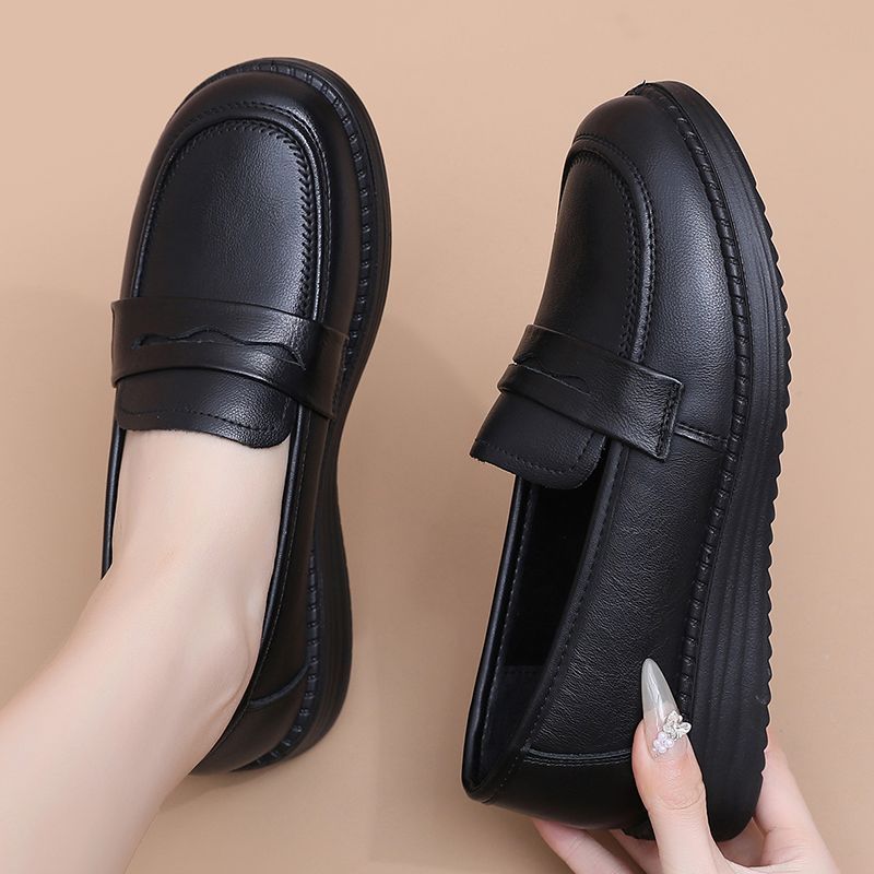 2026 new waterproof soft-soled mom shoes, comfortable flat shoes for all seasons, non-slip work shoes, and single shoes for the elderly