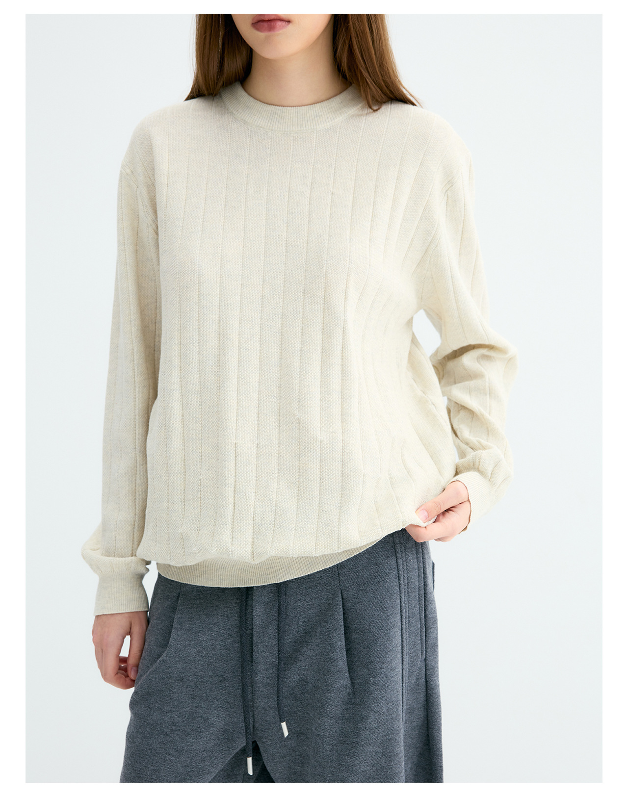 UNF 250g Loose Crew Neck Knit Sweater