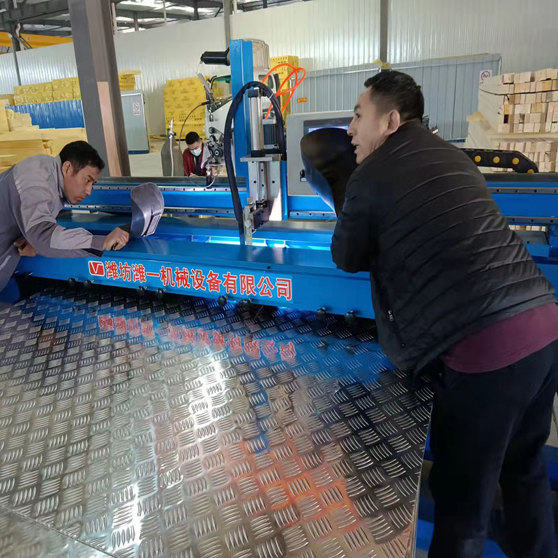 现货纵缝自动焊 数控直缝焊氩弧焊直缝焊机圆筒直线焊接设备