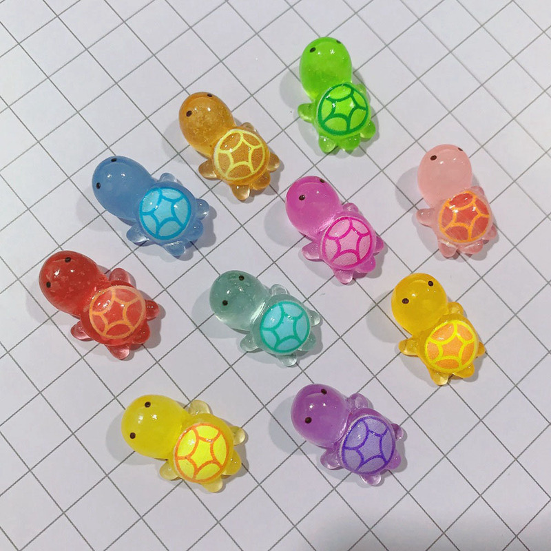 Luminous micro landscape gardening dIY handmade jewelry materials turtle turtle small ornaments mobile phone shell refrigerator accessories