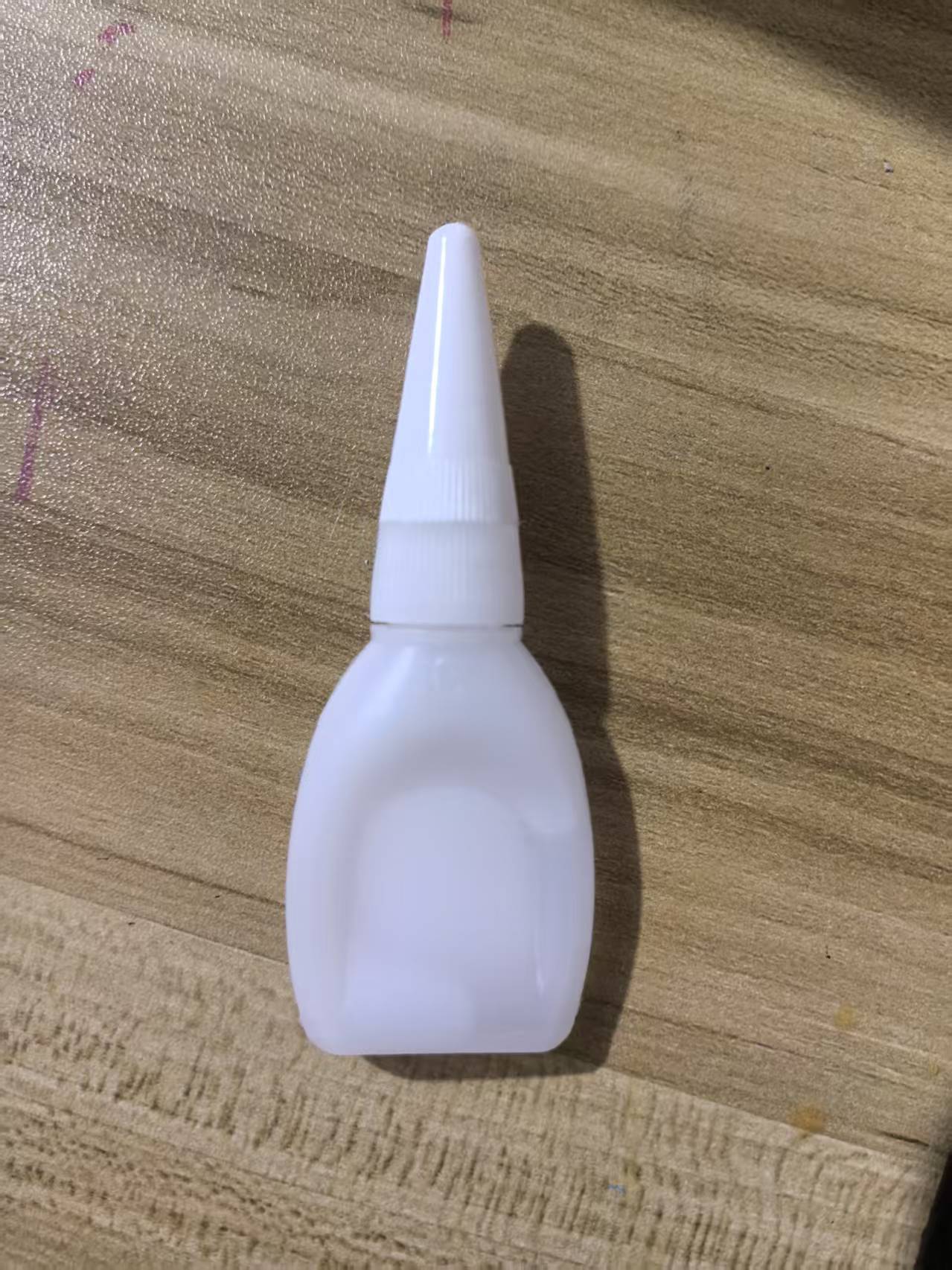 흰색 병 고점도 8.5g/튜브