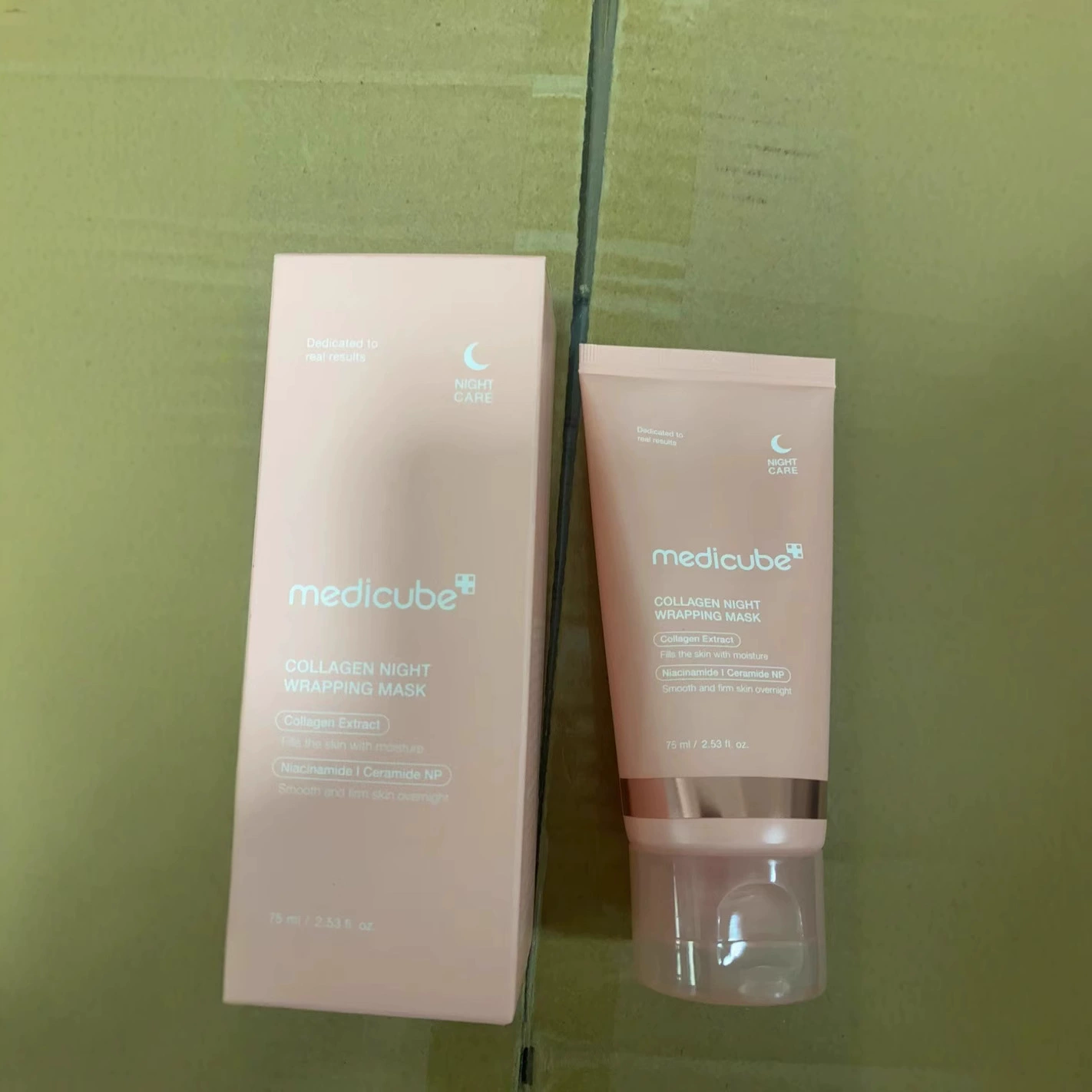 Medicube Collagen Overnight Pack Peel Mask коллаген обезвоженная маска