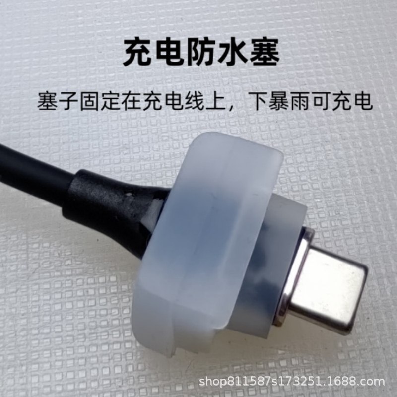防水携帯ケースは豪雨で充電でき、直接水に入れることができる|undefined