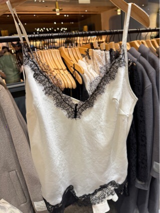 Aritzia Wilfred a Lacy Embroidered Short-Sleeved Lace-Trimmed Camisole in Black and White Aritzia Wilfred a Lacy Embroidered Short-Sleeved Lace-Trimmed Camisole in Black and White