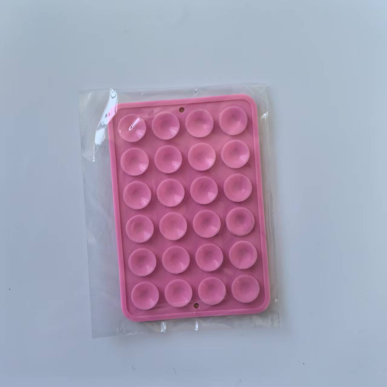 Funda de silicona antideslizante con ventosas para teléfono, 24 piezas en stock, soporte portátil móvil para teléfono, cuadrado, de silicona de una sola cara.
