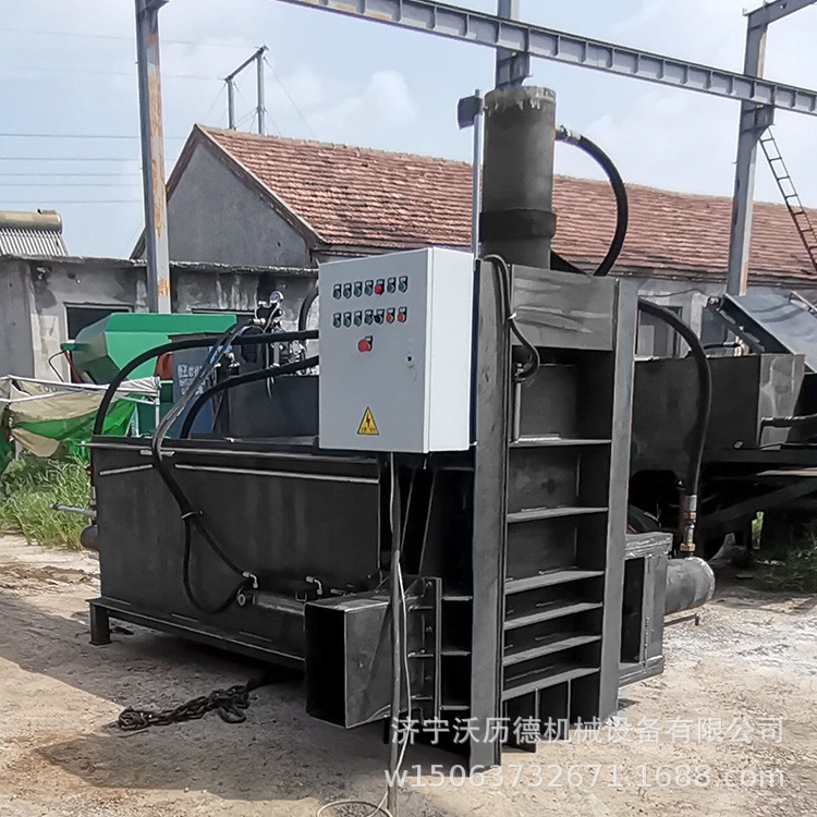 青贮玉米秸秆打包机 牧草稻草粉碎打包设备 秸杆打包机价格