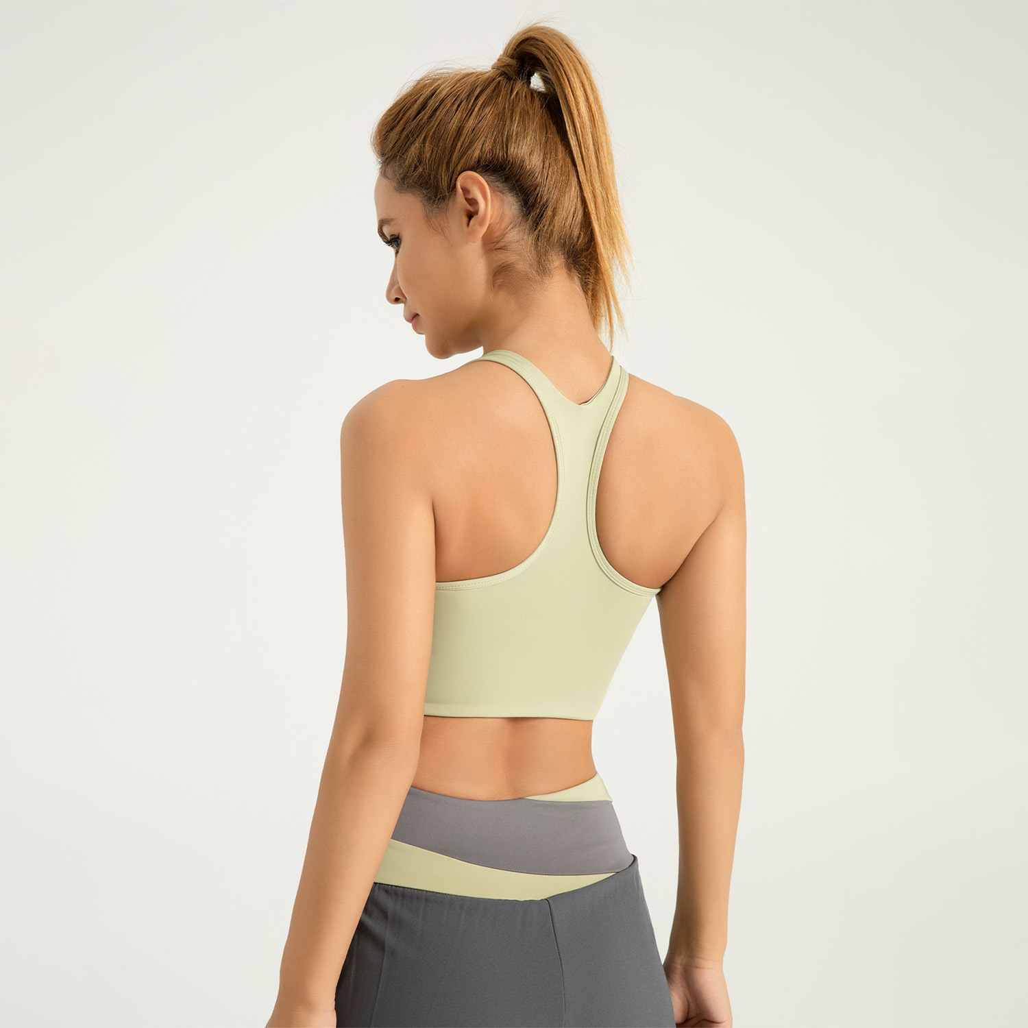 Área transfronteriza de Juyitang Ropa interior deportiva empalmada Chaleco de fitness a prueba de golpes de alta resistencia para mujer