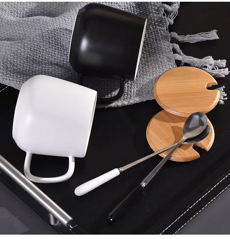 Tazza lussuosa e minimalista, tazza da caffè di grande capacità con incisione a prezzo accessibile, tazza da colazione in ceramica_voghion.com