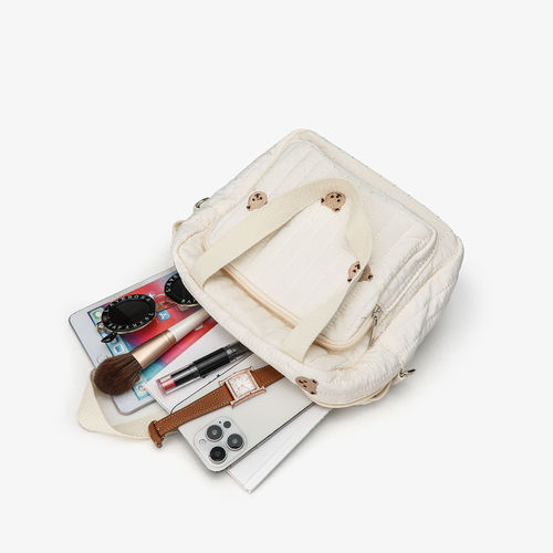 Portable stylish and cute embroidery Korean-style baby mother young outdoor handbag