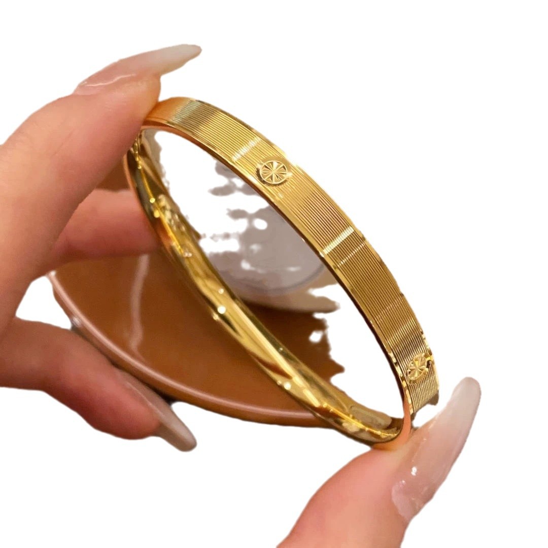 Boutique CNC Diamant Armband Vietnamesisch Sand Gold Weibliche Temperament Geschlossen Armband Kupfer Vergoldet Schmuck Armband Live_voghion.com