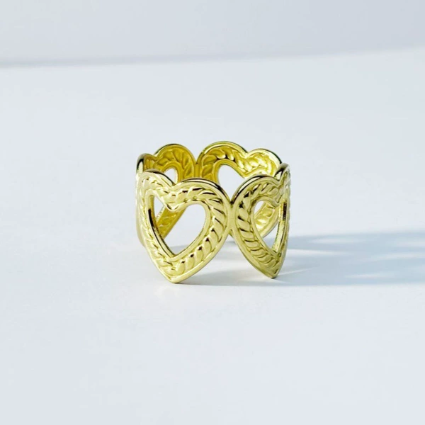 Gold hydraulic hollow heart ring