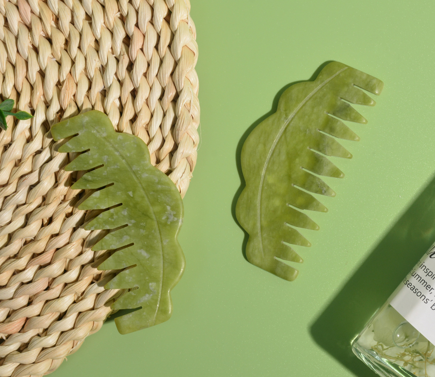 Green Phoenix Jade Comb Image 6