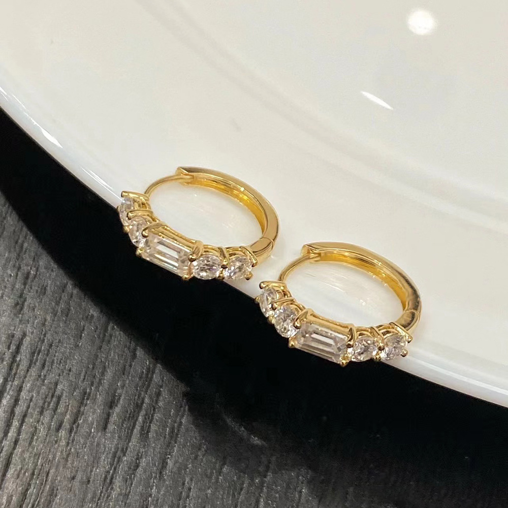 1 Pair Ins Style Korean Style Geometric Sterling Silver Plating Inlay Zircon 14k Gold Plated Earrings display picture 3