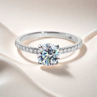 925 silver 1 karat D color VVS clarity micro set four claw ring, suitable for wedding, birthday