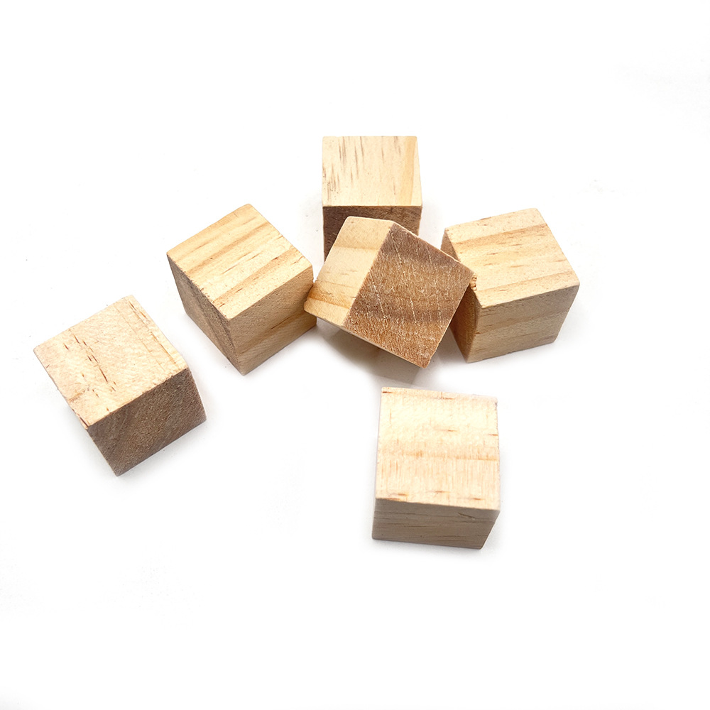 Juguetes de hámster Madera de pino natural, pequeños bloques de madera, hámster, Totoro, juguetes para morder, juguetes para aliviar el aburrimiento