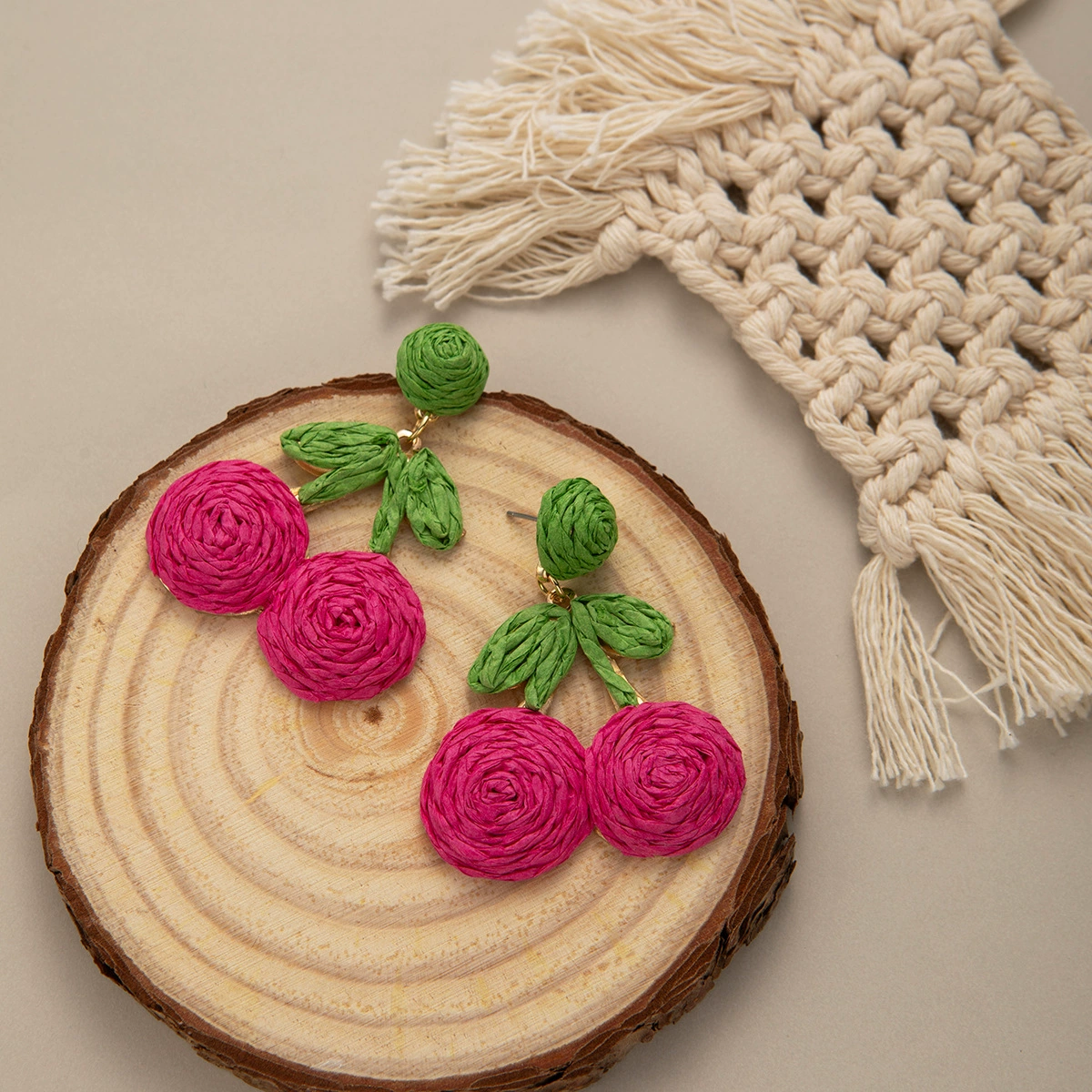 Woven brand cute earrings handmade, boho style, flowered