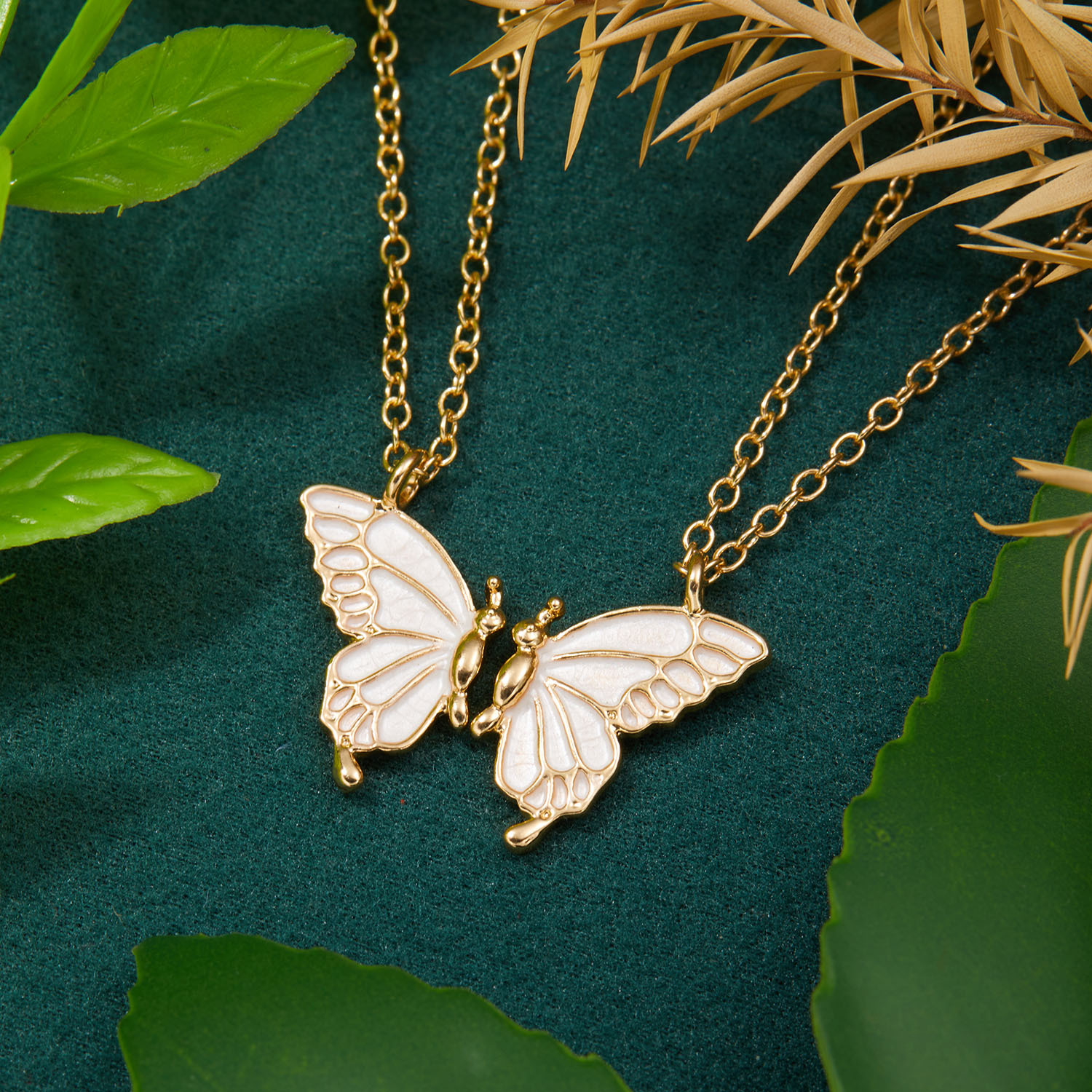 Sweet Simple Style Butterfly Alloy Plating Women's Pendant Necklace display picture 28