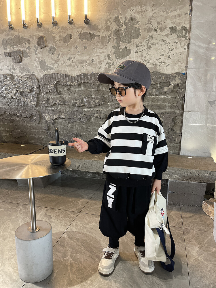 Suéteres de rayas para niños, botas, pantalones, ropa de primavera y otoño, nuevo conjunto de dos piezas moderno y moderno para niños,_voghion.com