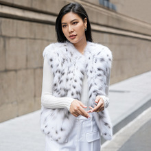 山猫马甲女纯白欧美风2025秋冬新款气质街头皮草圆领时尚显瘦外套