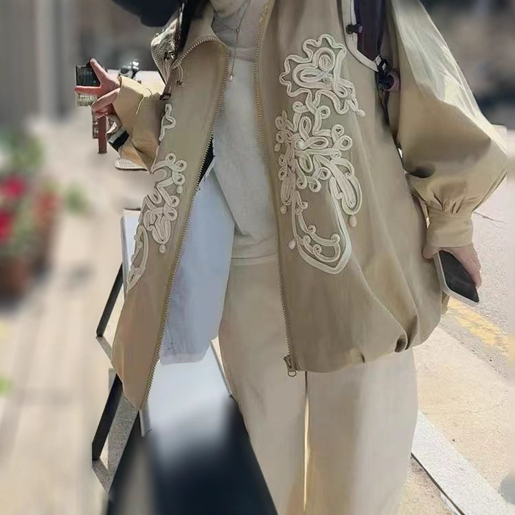 2025新款休闲刺绣设计感高级短外套女时尚韩系短款风衣|undefined