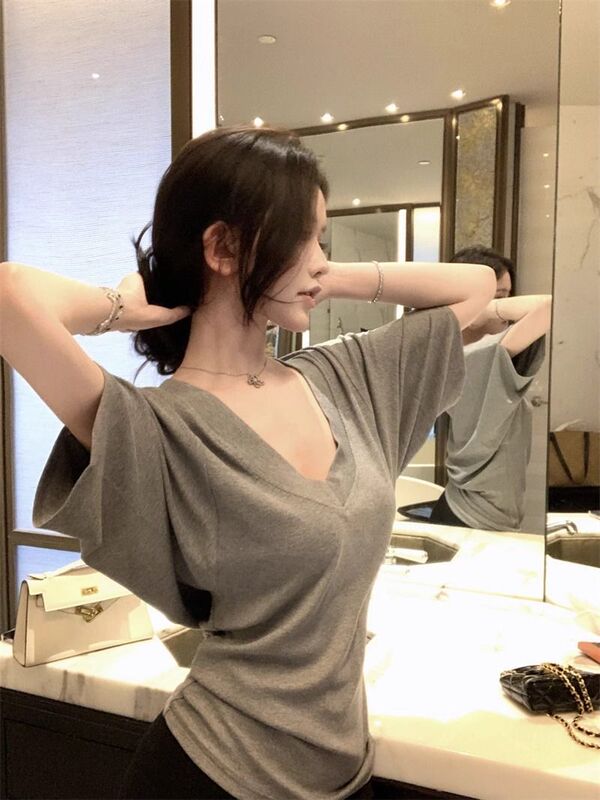 バットスリーブ V ネックウエストデザイン薄い半袖 T シャツ女性の夏痩身 2025 新しいグレートップ|undefined