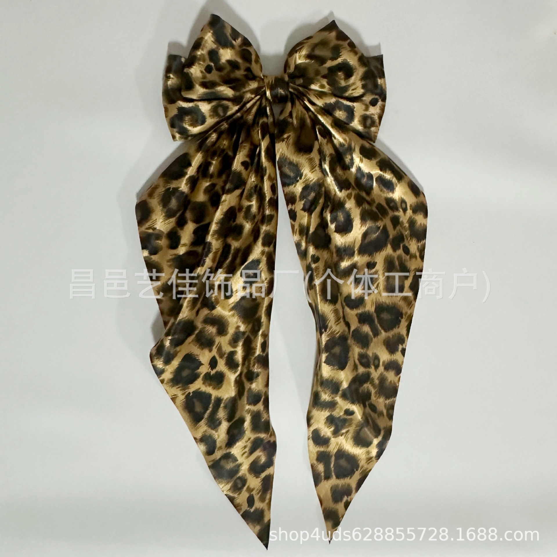 estampado de leopardo amarillo