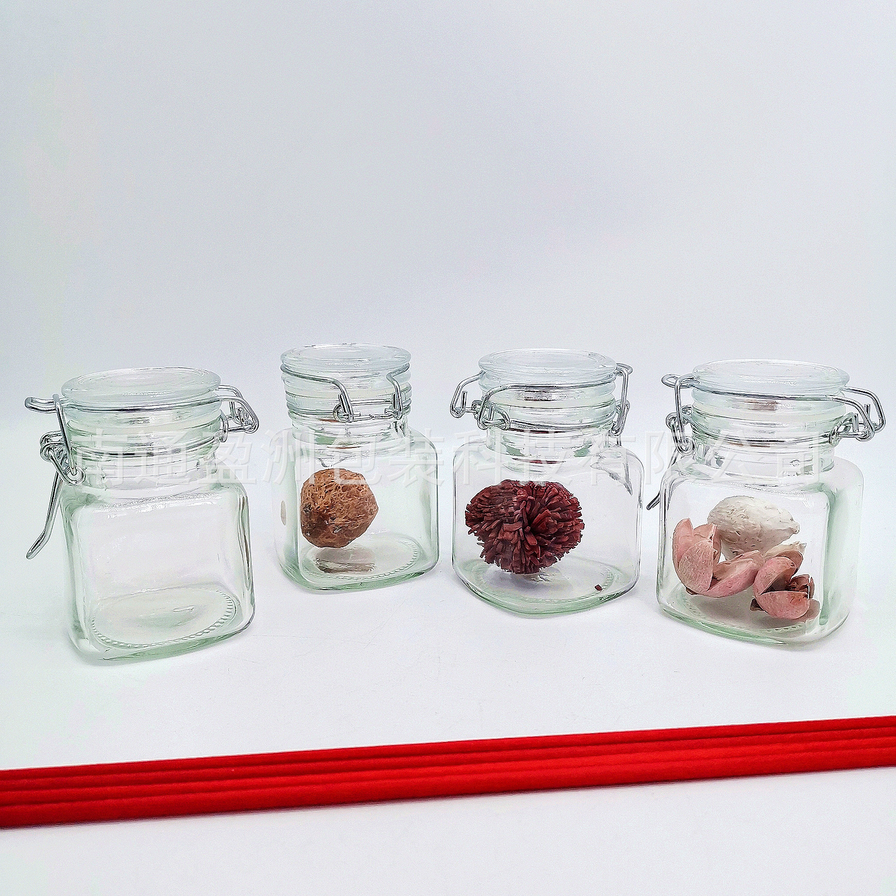 100ml小号方形密封罐面膜分装瓶零食收纳罐防潮储物罐蜂蜜卡扣瓶