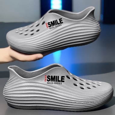 2025 nuevos zapatos con agujeros todo incluido, sandalias de vadeo al aire libre de moda, zapatos de coco para hombres y mujeres de moda de verano