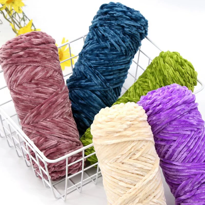 Пряжа из золотистого вельвета шенилл, средней толщины, для шарфов, полностью полиэстеровая, глянцевая флисовая пряжа, для ручного вязания свитеров, материал для вязания, клубок пряжи