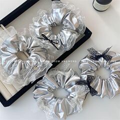 韩国夏季甜酷新品亮银色蝴蝶结蕾丝边发圈发绳肠圈博主同款发饰女