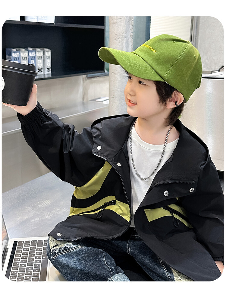 Boys label patchwork jacket for spring and autumn 2023, new handsome hooded windbreaker, children's top_voghion.com