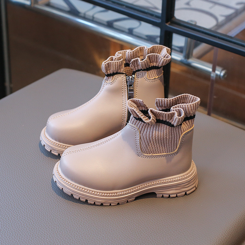 Martin 2024 Automne Nouvelles Chaussures Princesse Tricoté Court Petites Filles Mode Oreille Bord Bottes Pour Enfants_voghion.com