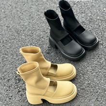 2023夏季新品纯色短靴小众高级感时尚法式厚底黑色百搭镂空女靴子