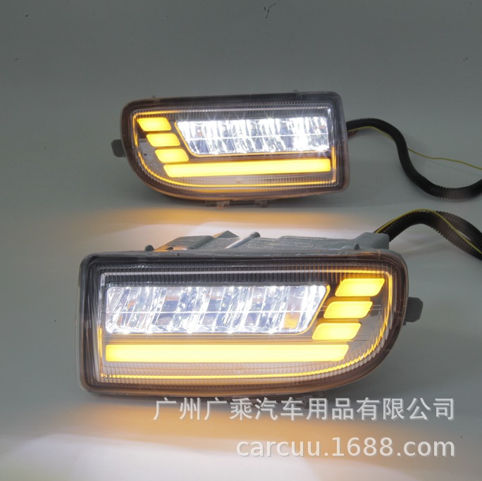 Aplicable a 98 - 08 Toyota Land Cool Road Ze lámpara de niebla LAND CRUISER FJ100 luz de niebla