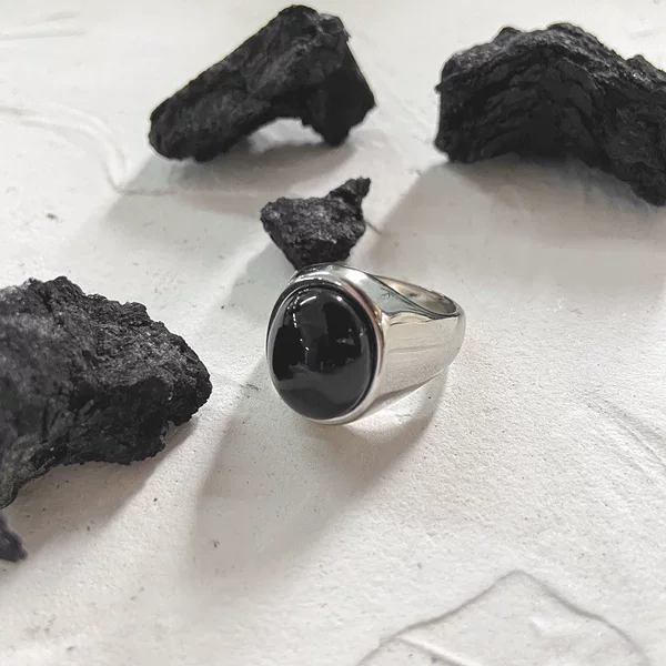 Original design oval black epoxy big ring hot titanium steel accessories simple personality style factory wholesale