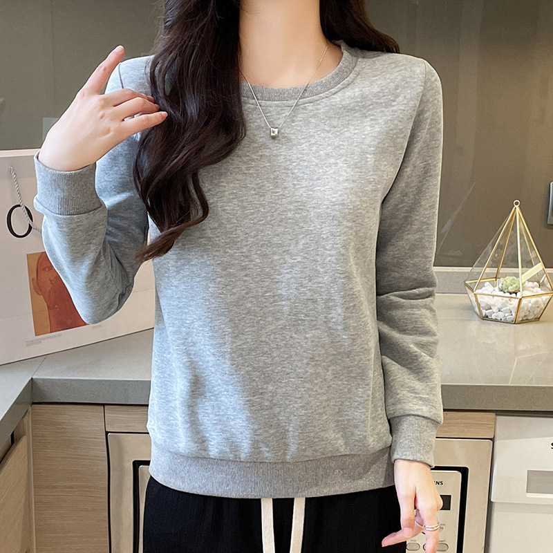 Cozy Knitwear Tops for Women