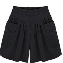 2024夏季新款中年女士短裤大码色外穿松紧宽松欧美时尚加大赵之孙