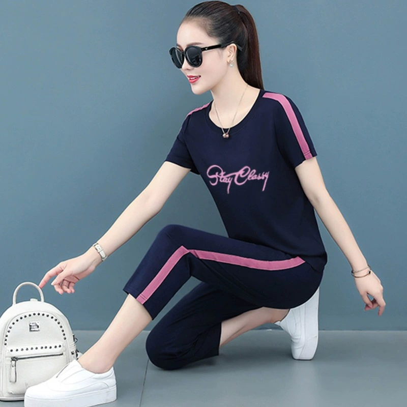 Модный повседневный спортивный костюм женский 2024 Летний Новый Свободный женский костюм больших размеров, укороченные брюки для мамы, модный костюм