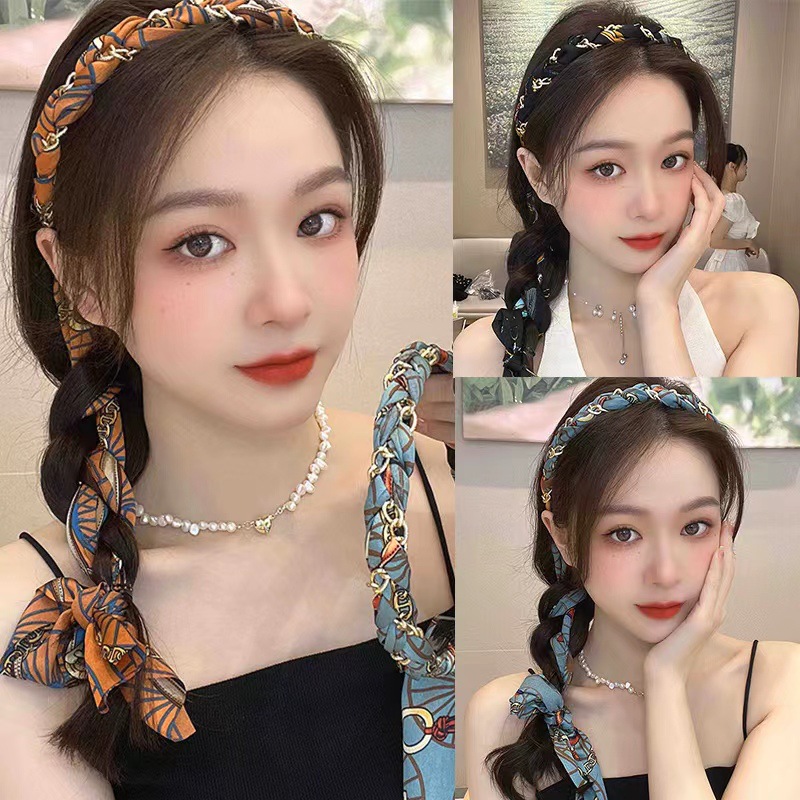 Vintage chain streamer headband