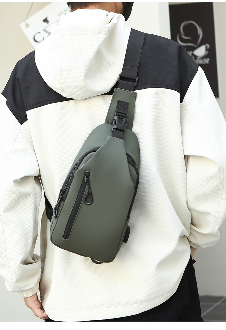 New cross-border men's chest bag, casual large-capacity single-shoulder crossbody bag, water-resistant trendy backpack with LOGO printing undefined