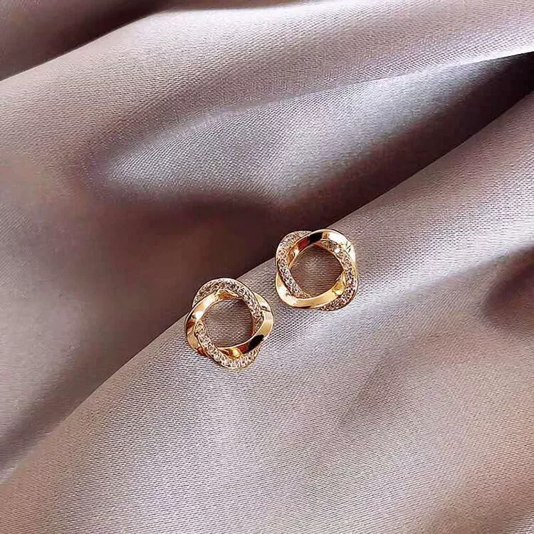 Серьги асимметричные с кисточкой, 925 серебро, игла, корейский стиль элегантный минимализм
