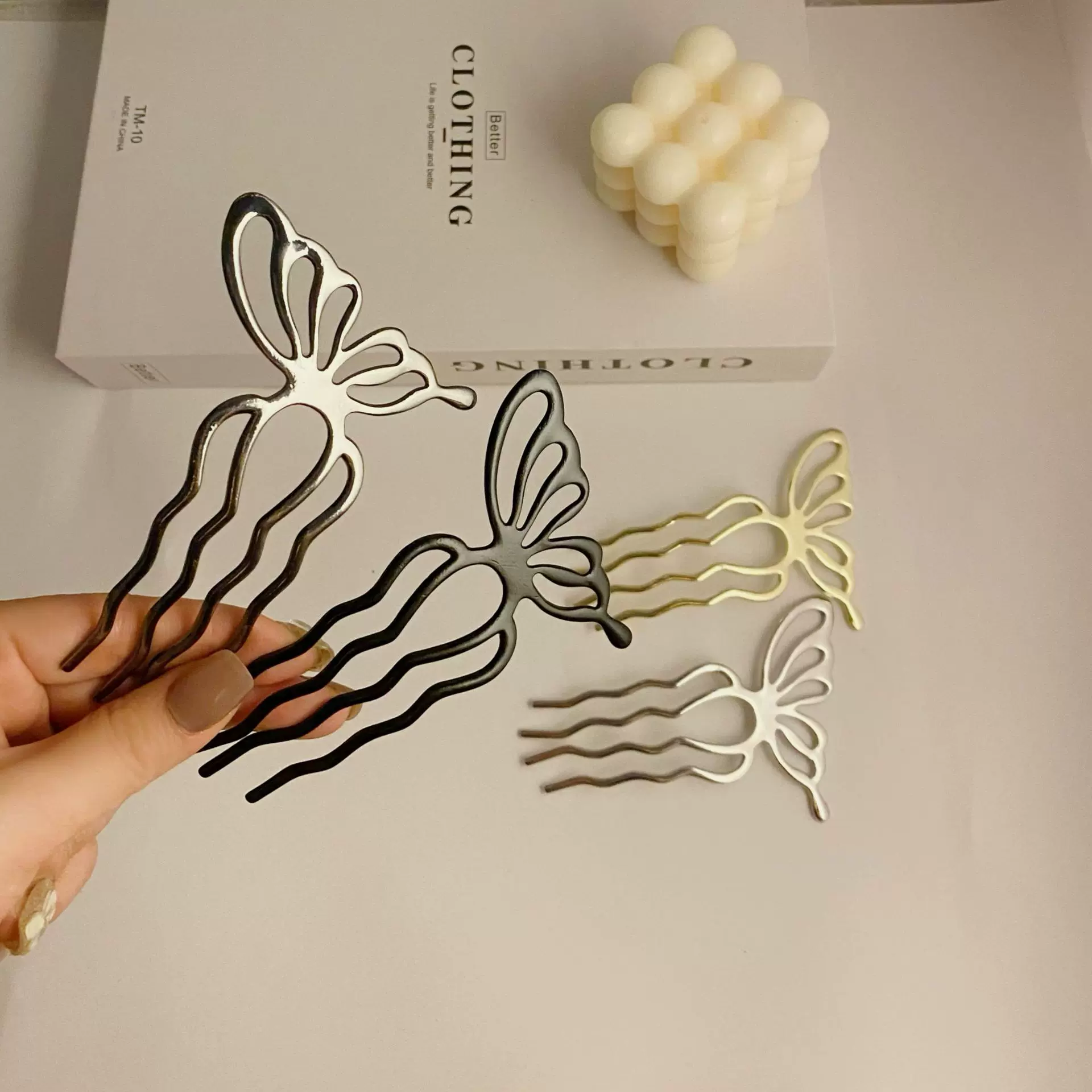 新款蝴蝶设计金属发簪女国风简约现代发钗丸子头盘发神器簪子头饰