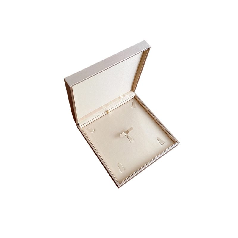 Caja de joyería de color champagne caja de anillo colgante pulsera collar caja de embalaje joyería caja de regalo alta sensibilidad caja de almacenamiento