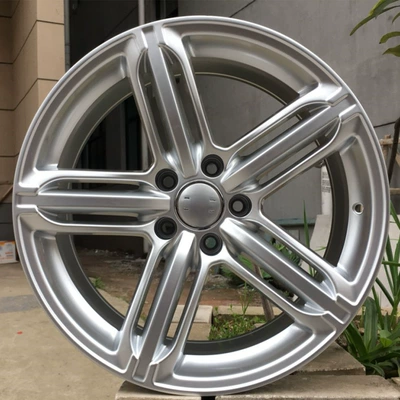 Hub | Hub A4L/A5/A8/A3/Q5/Q3/TT/A7A8L Q2L - 18inch-b482