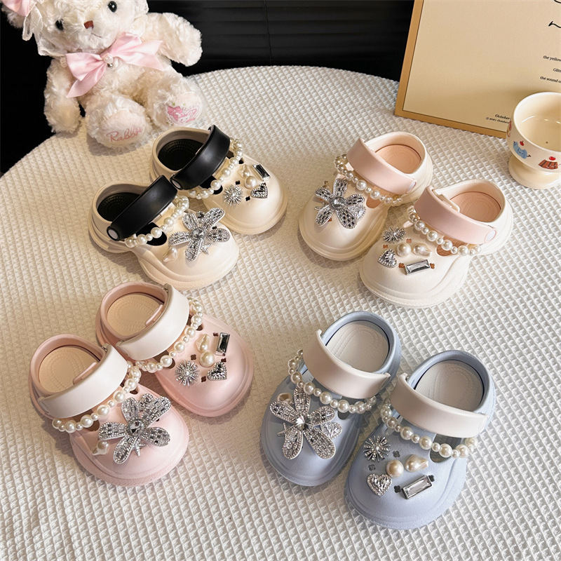 2025 New Pearl Chain Boys and Girls Clogs for Outer Wear, Fashionable and Trendyy Non-Slip Family Height-Increasing Sandals