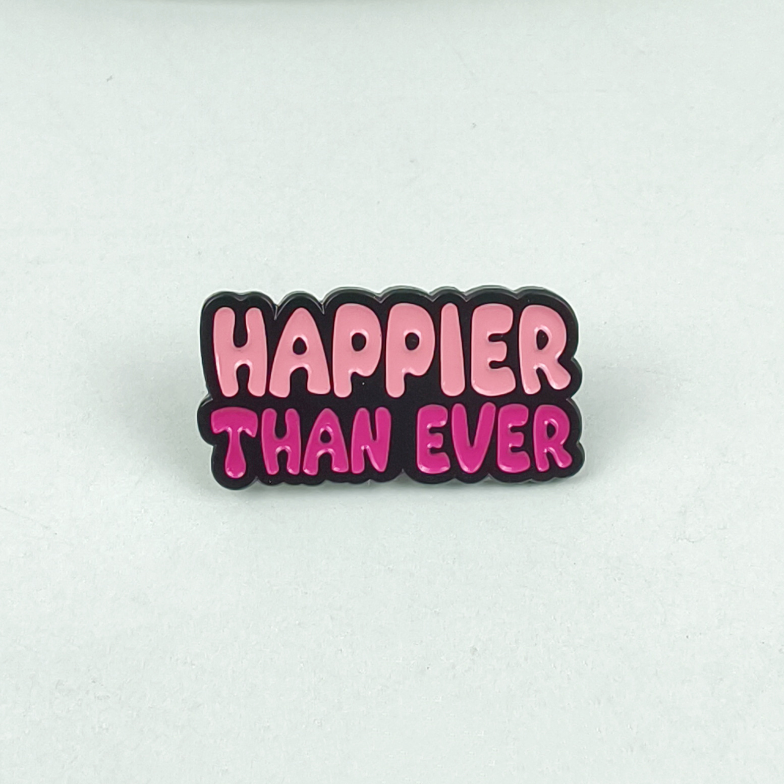 Insignia de metal personalizada Moda Serie de letras en inglés Broche geométrico Chaqueta Decoración fija Accesorios de cuello