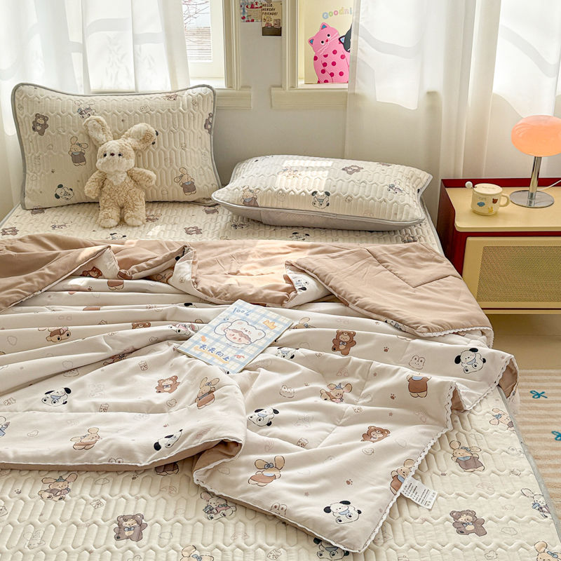 Estera de látex de seda de hielo de verano Juego de cuatro piezas de edredón fresco de verano 2025 nuevo edredón de aire acondicionado cama de dormitorio juego de cuatro piezas de edredón de verano